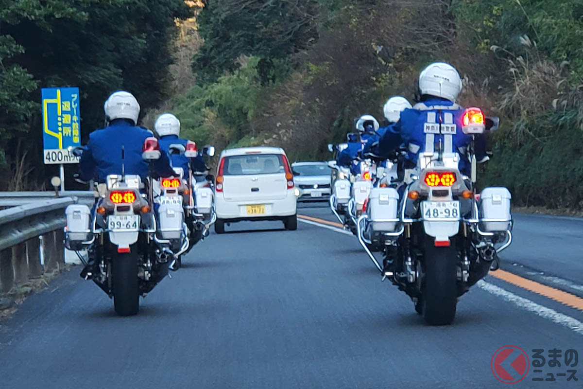 交通違反を取り締まるイメージ