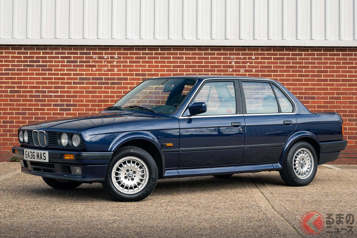 BMW初となる4WDモデルBMW「325iX」(C)2021 Courtesy of RM Sotheby's