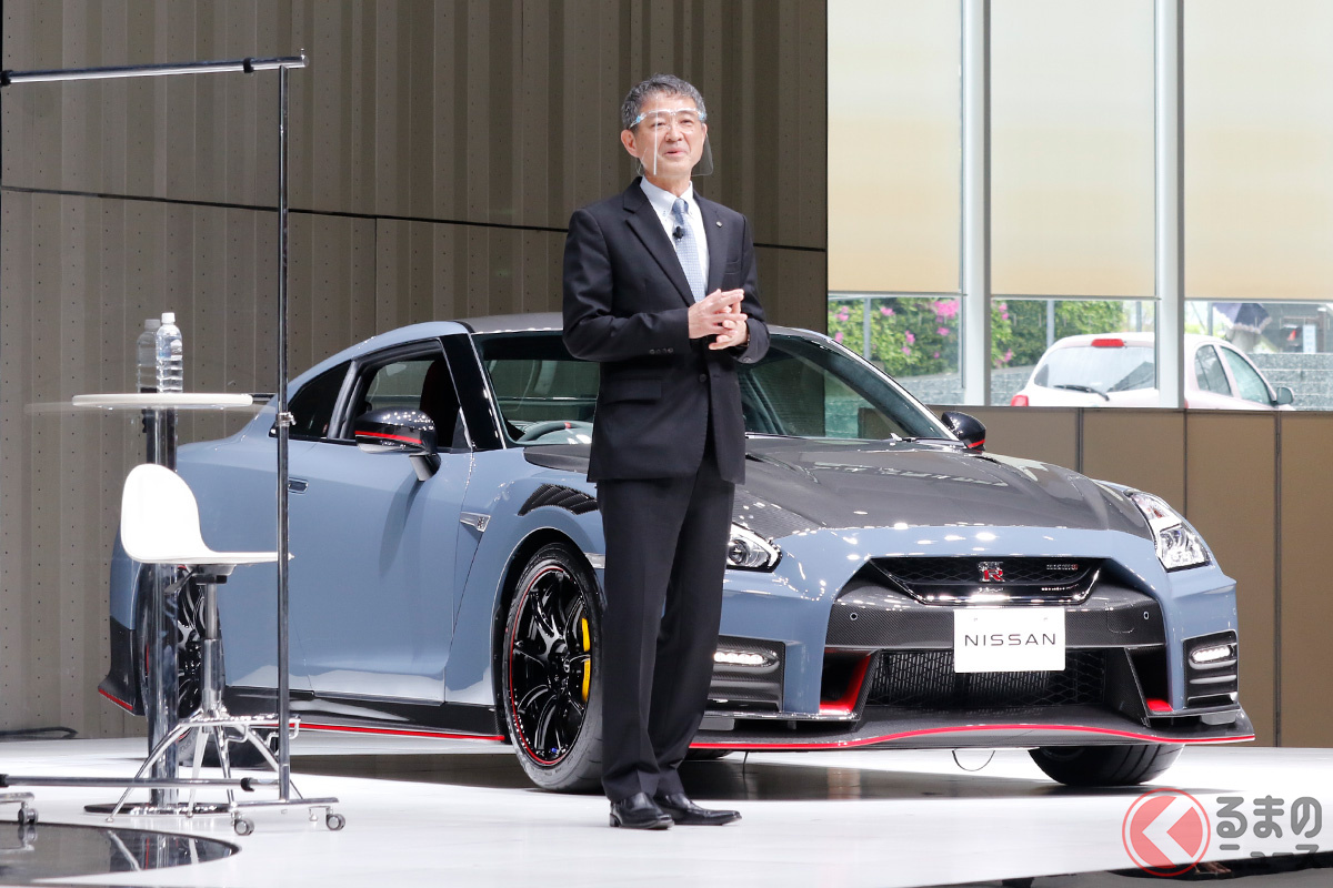 2022年モデルとなる日産「GT-R NISMO」について話すチーフ・プロダクト・スペシャリスト 田村宏志氏