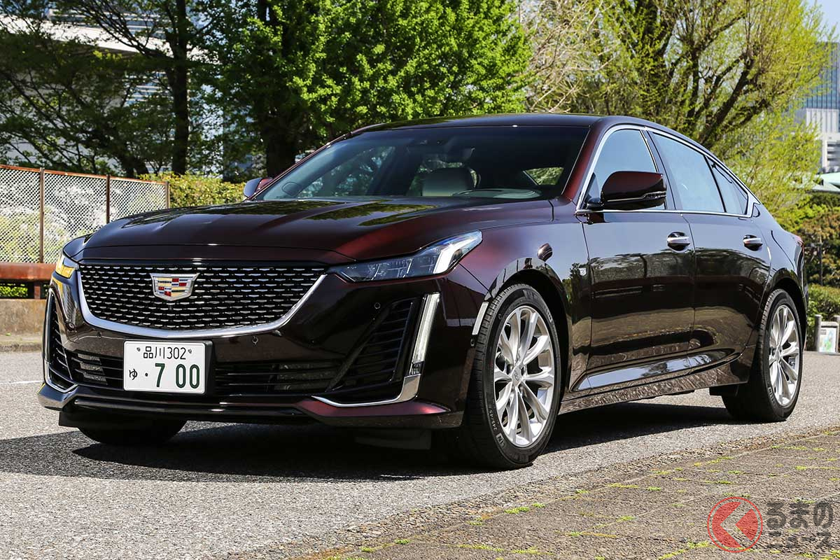 「CT5プラチナム」は気品あるクロームトリムのフロントグリルを採用