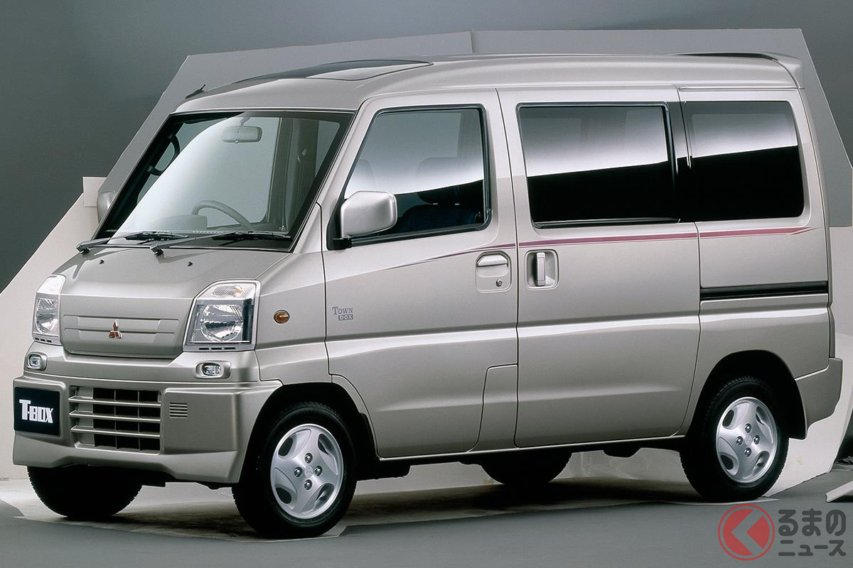 4気筒20バルブDOHCターボという、とんでもないエンジンを搭載した「タウンボックス RX」