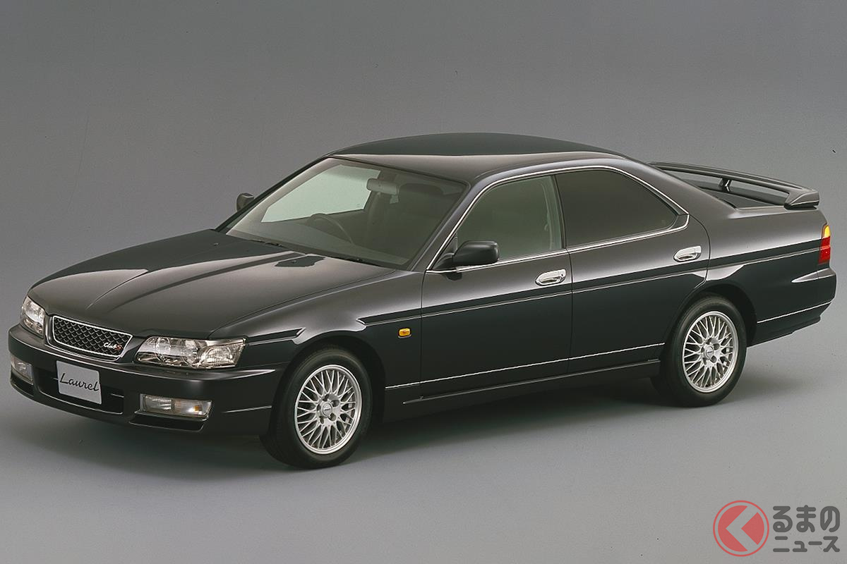 シックな外観に280馬力のエンジンを搭載した「ローレル」