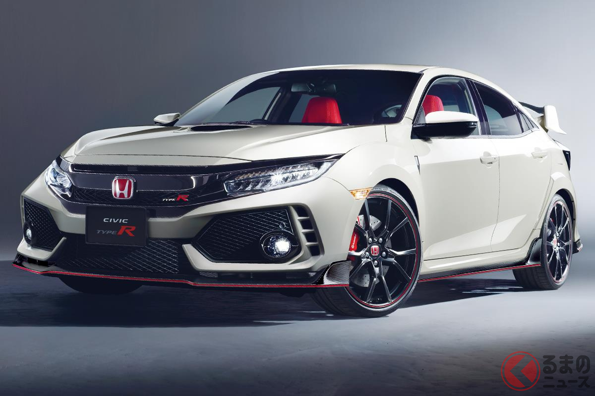 小ぶりながらサーキット走行には必需品となった「シビック タイプR」のエアダクト