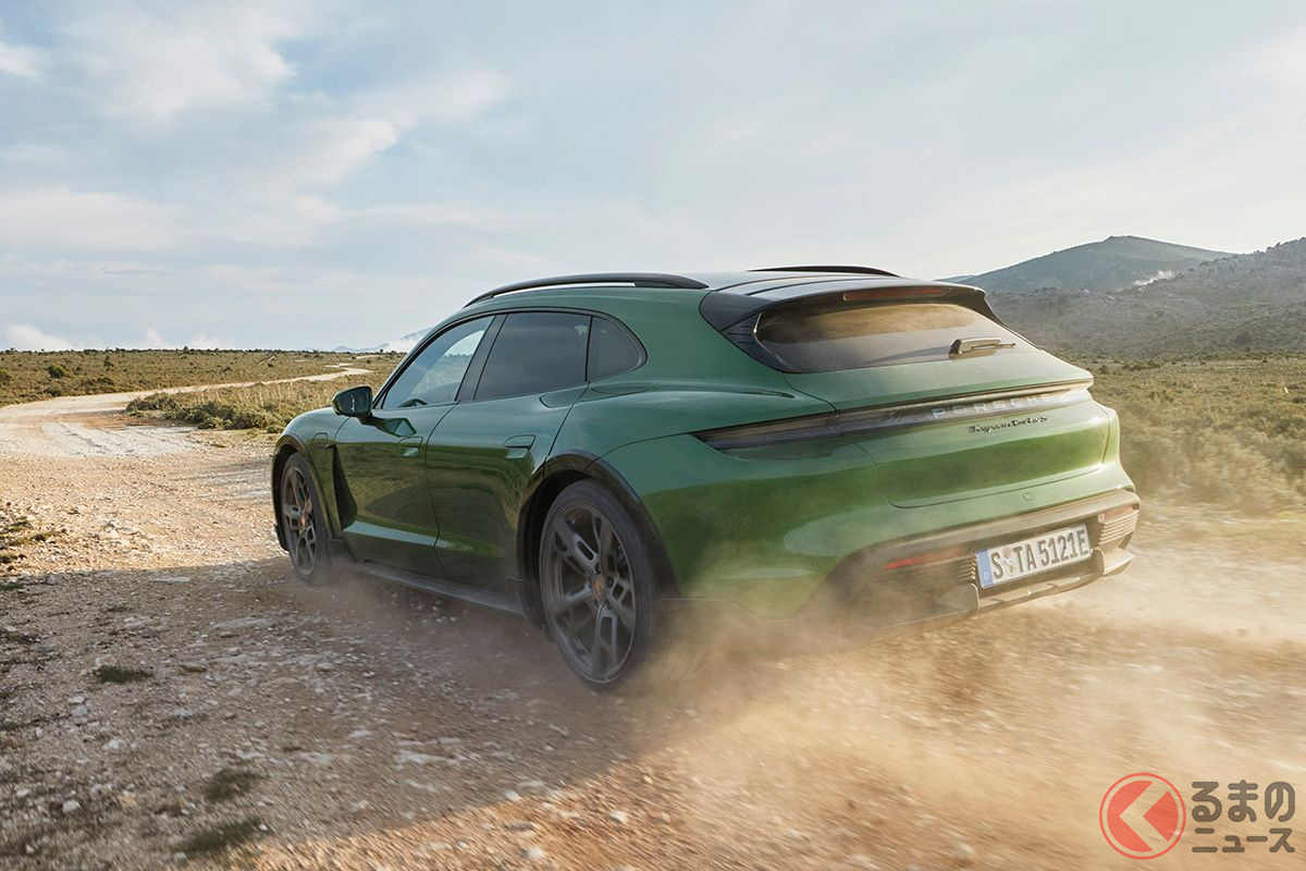 この3月8日から予約受注が開始されたポルシェ「タイカン クロスツーリスモ」