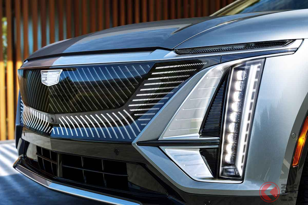 キャデラックの新型電動SUV「リリック」のフロントマスク
