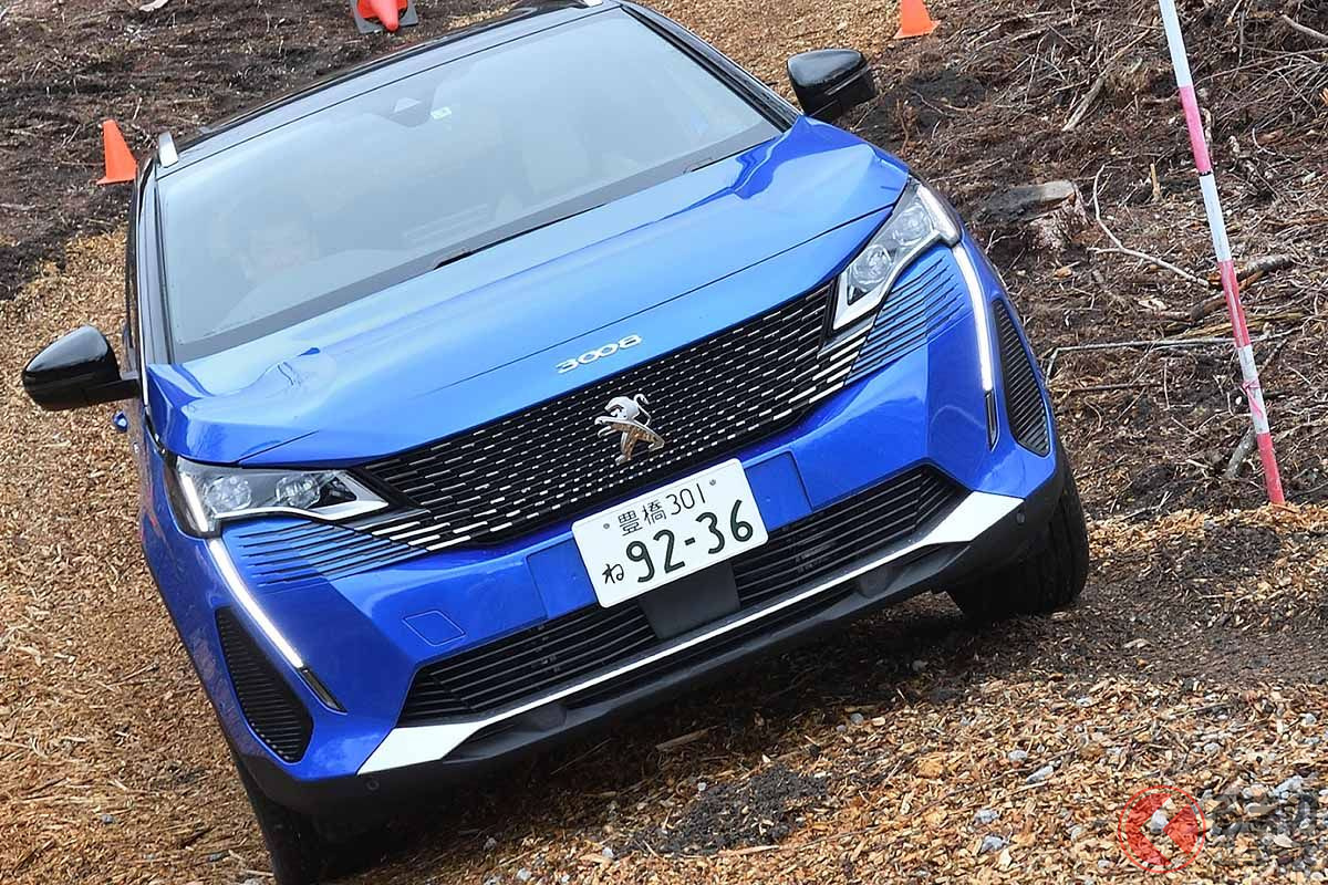 プジョー「3008GT ハイブリッド4」のオフロードでの走り