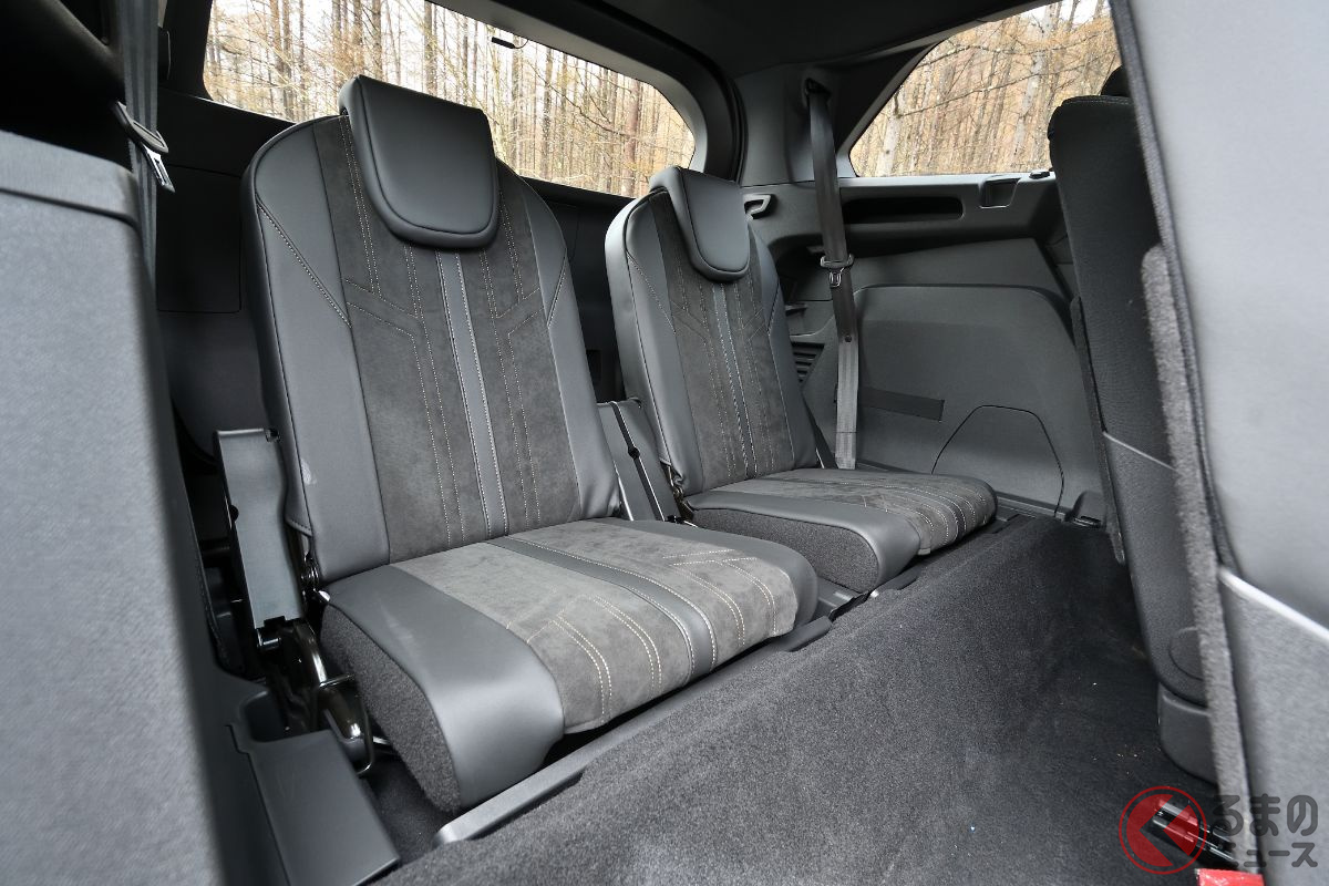 プジョー「5008」のサードシート