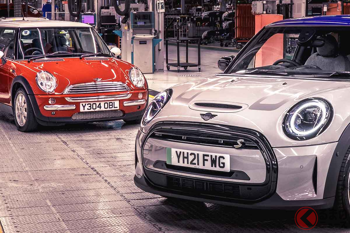現行型MINIと初代MINI