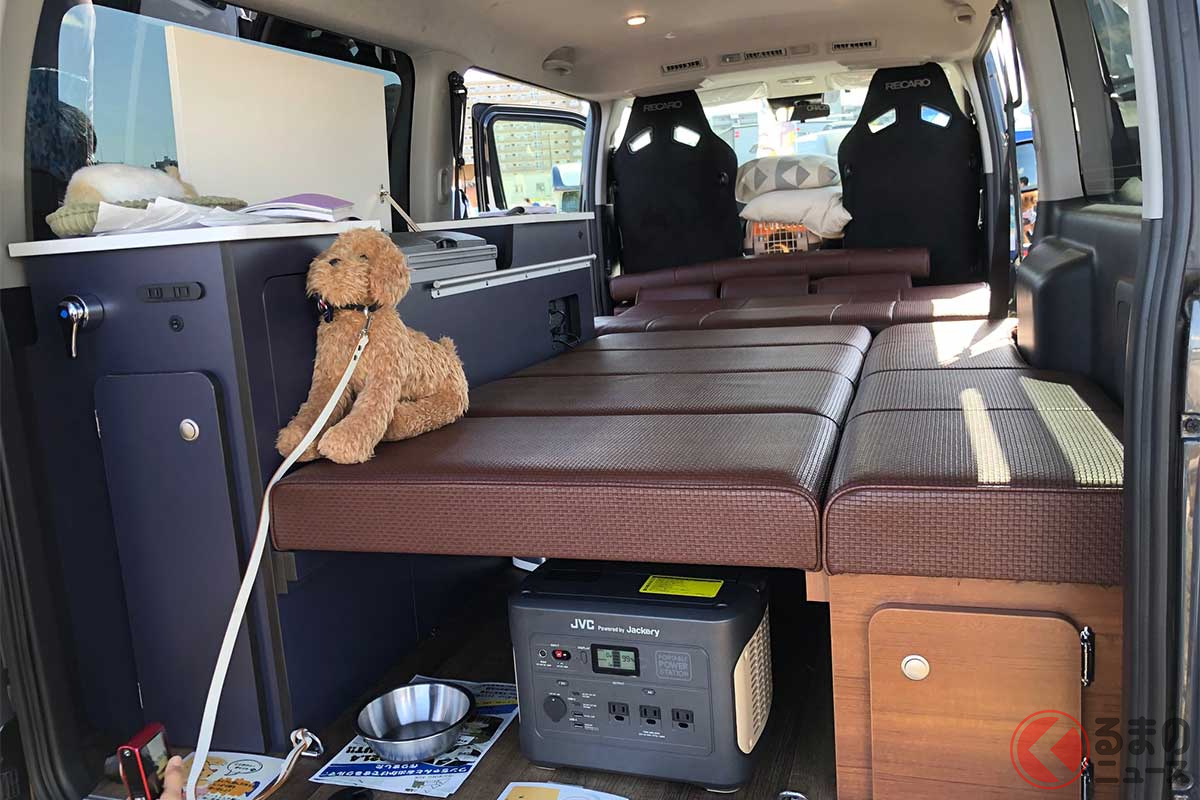 愛犬家向けキャンピングカー「ワン!PING ACE」