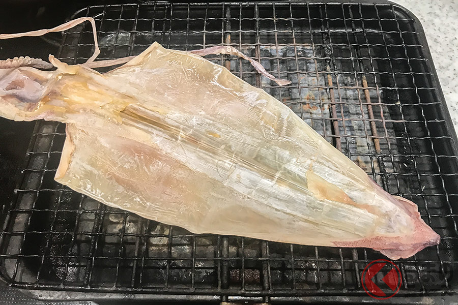 長距離ドライバーの間では「スルメ」が居眠り防止に役立つといわれている