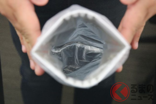 渋滞中だ どうしよう 女子でも使える 車内で活躍する携帯トイレ3選 くるまのニュース 渋滞中だ どうしよう 女子でも使える 車内で活躍する携帯トイレ3選 くるまのニュース