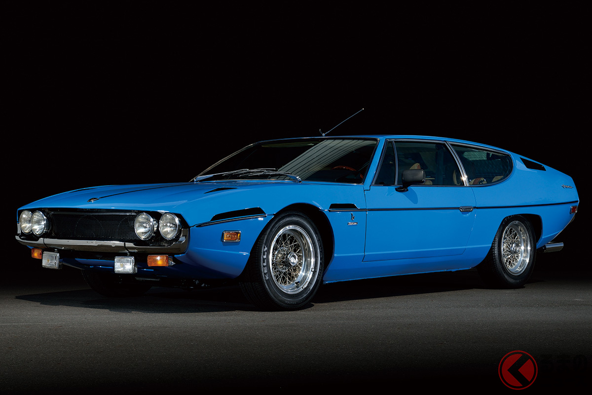 ランボルギーニの伝統にならい、車名をスペイン語で闘牛士を意味する「エスパーダ」と名付けられた