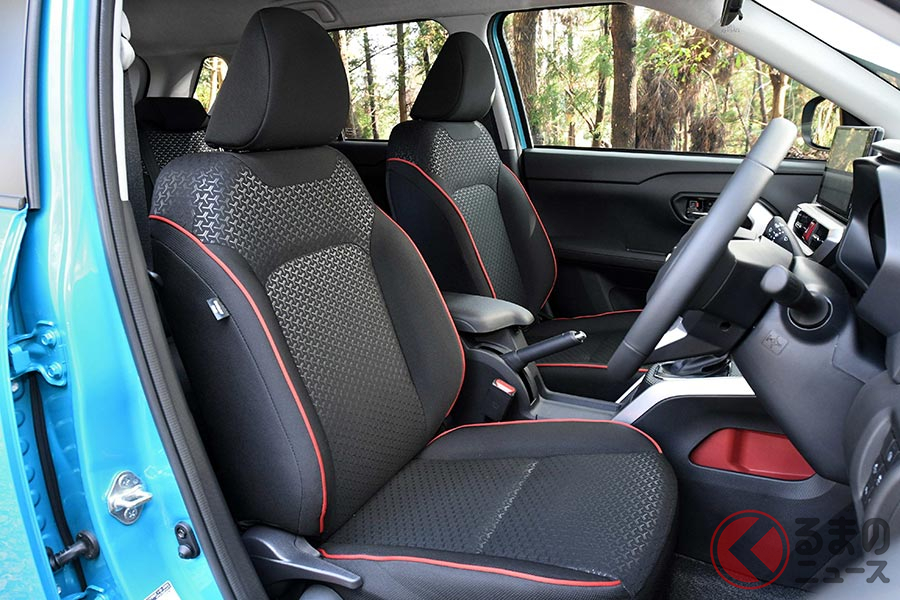 ダイハツ、新型SUV「アティバ」世界初公開! トヨタ「ライズ」よりオラ顔!? 既に5000台受注で好発進