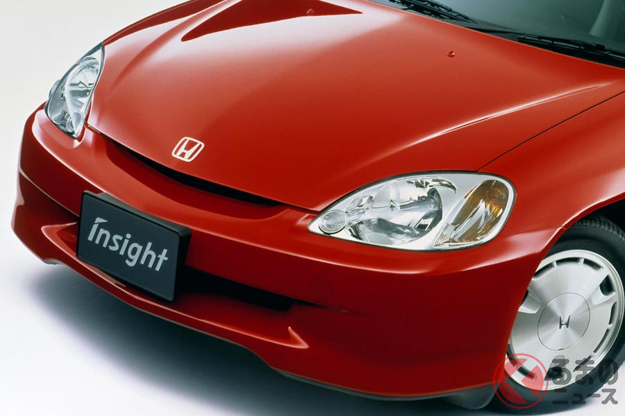 量産車で世界最高の超低燃費35km/Lを実現した初代「インサイト」