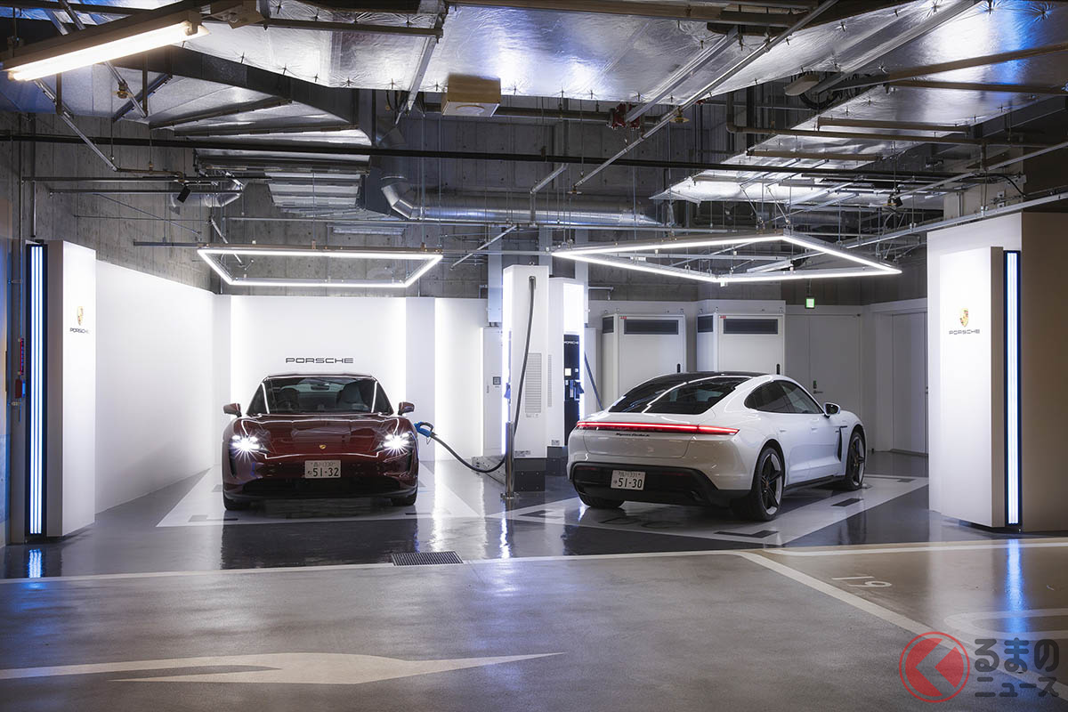 虎ノ門ヒルズに設置された「ポルシェターボチャージングステーション」