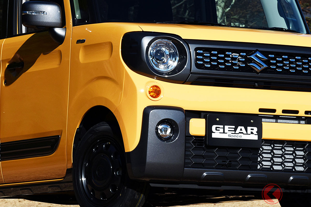 約8年で累計販売台数101万台を達成したスズキ「スペーシア」(画像は「スペーシアギア」)