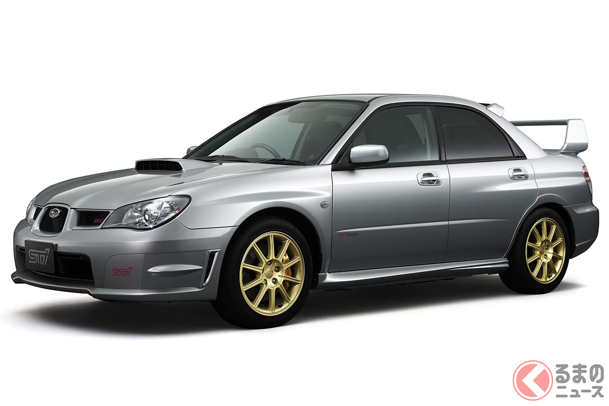 高性能車らしい戦闘的な印象となった後期型の「鷹目」2代目「インプレッサ」