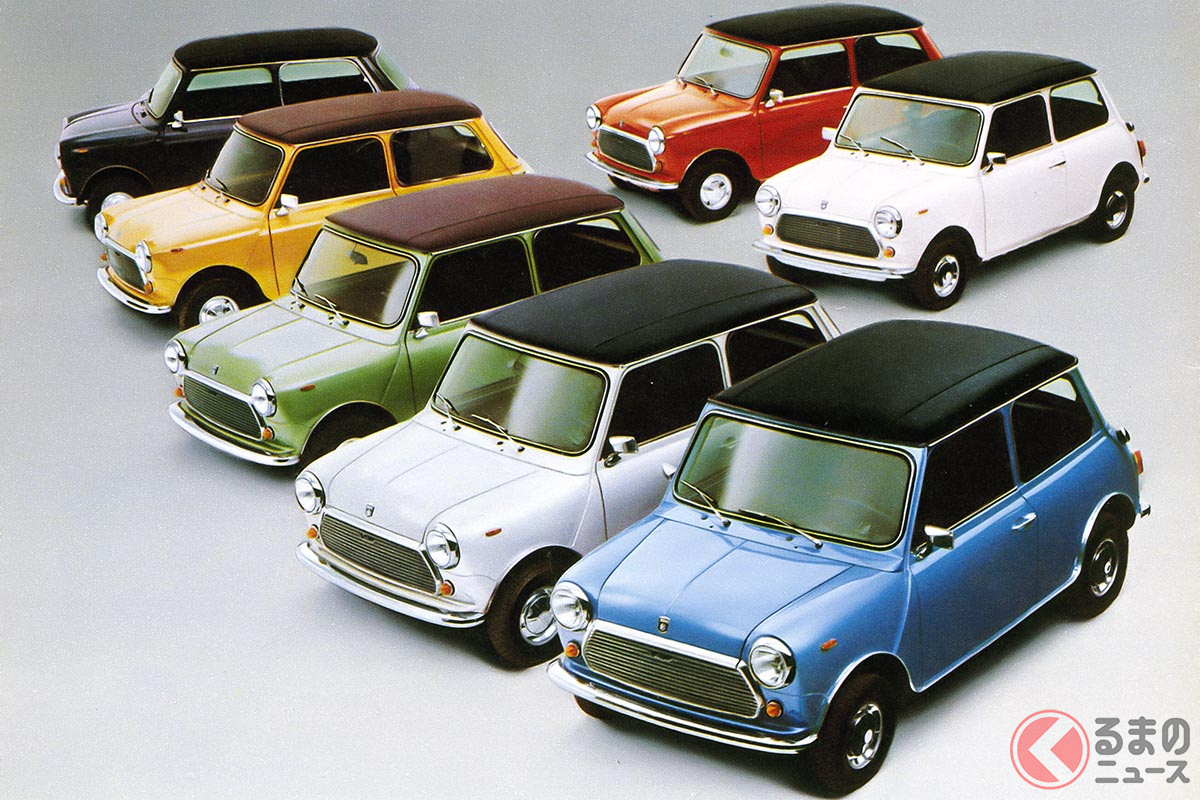 誕生した当初はオースティンブランドとモーリスブランドで販売されていたが、開発元であるイギリスの自動車連合であるBMCが国営化され、ブリティッシュ・レイランドグループとなったことに合わせ、最終モデルまでローバーブランドで販売されていた(C)BMW AG