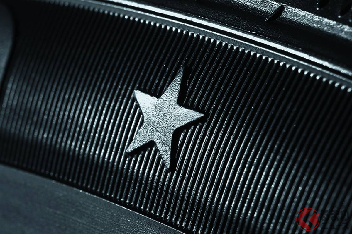 BMWやMINIのモデルに新車装着されたタイヤには「★(スター)」マークが入っている