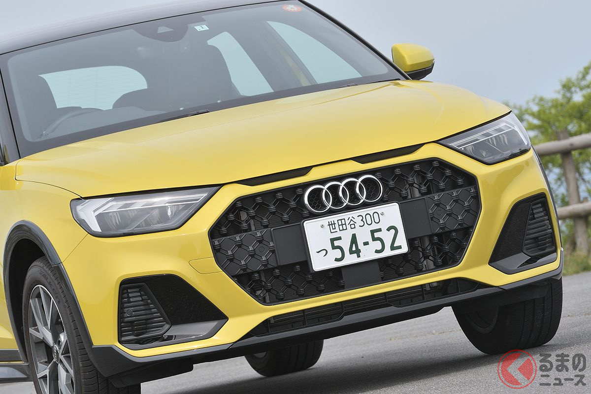 アウディ「A1シティカーバー」のフロントマスク。ベースとなるA1スポーツバックとはシングルフレームグリルの形状が異なる