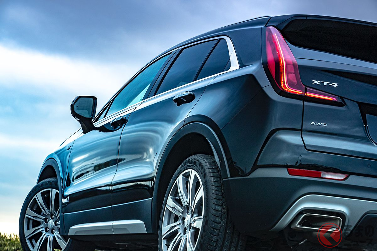 キャデラック「XT4」