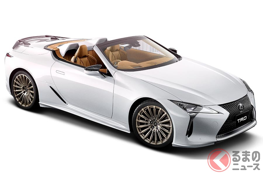 レクサス新型「LCコンバーチブル」(TRDパーツ装着)