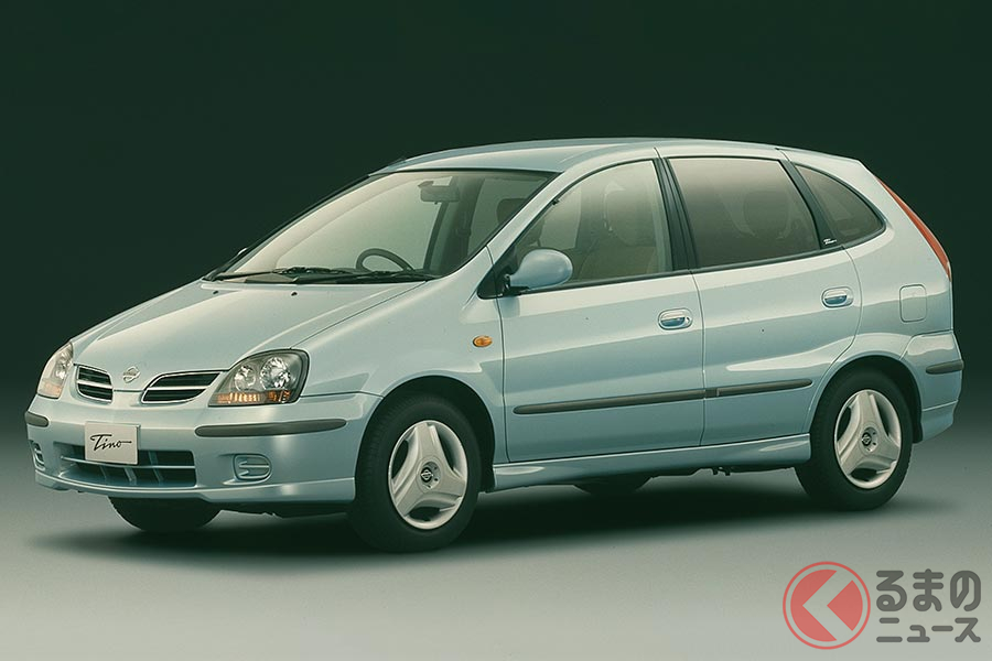 日産「ティーノ」