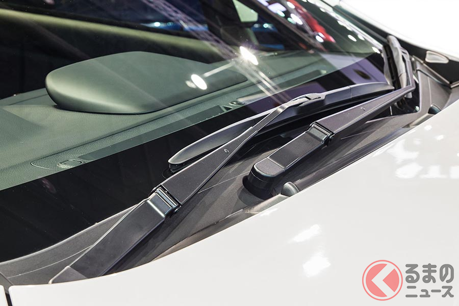 フロントワイパー