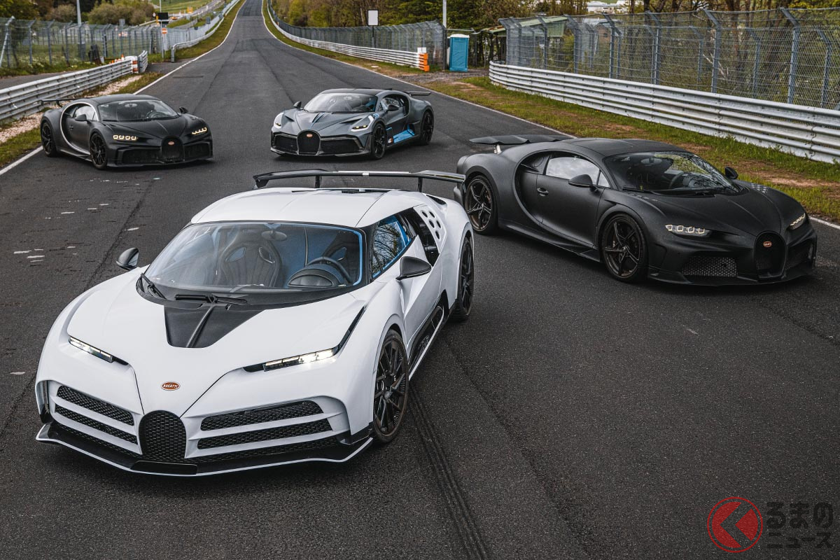 4台のブガッティの総額は、26億6000万円オーバー。「チェントディエチ」(左手前)、「シロン スーパースポール300+」(右手前)、「シロン ピュールスポール」(左奥)、「ディーヴォ」(右奥)
