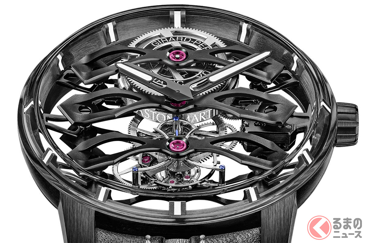 マイクロローターの垂直の側面には、アストンマーティンのレターが刻印されている