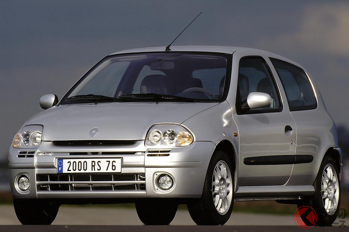 外観は控えにスポーティながらエンジンが秀逸な「ルーテシア ルノースポール2.0」(前期型)