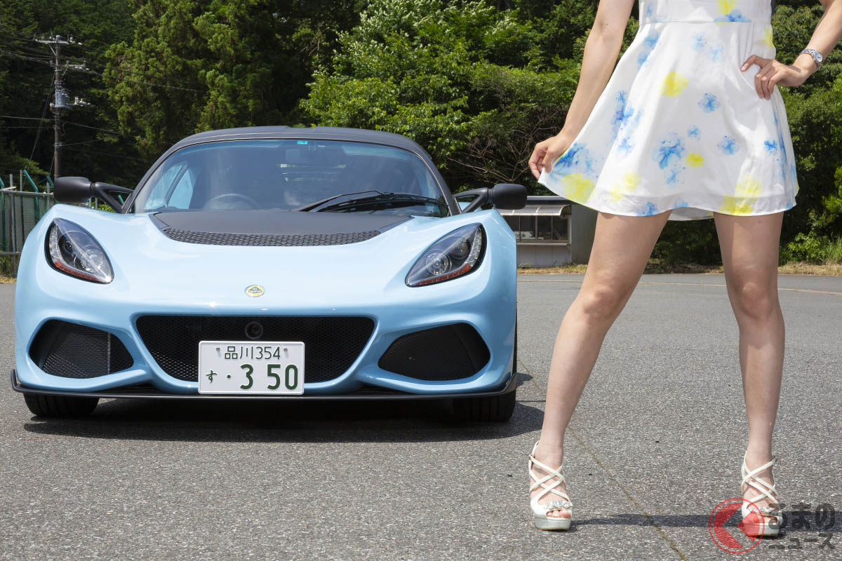 ロータスは軽量であるからこそ、バネレートを高めなくて済む。それが乗り心地がよい理由のひとつに繋がっている