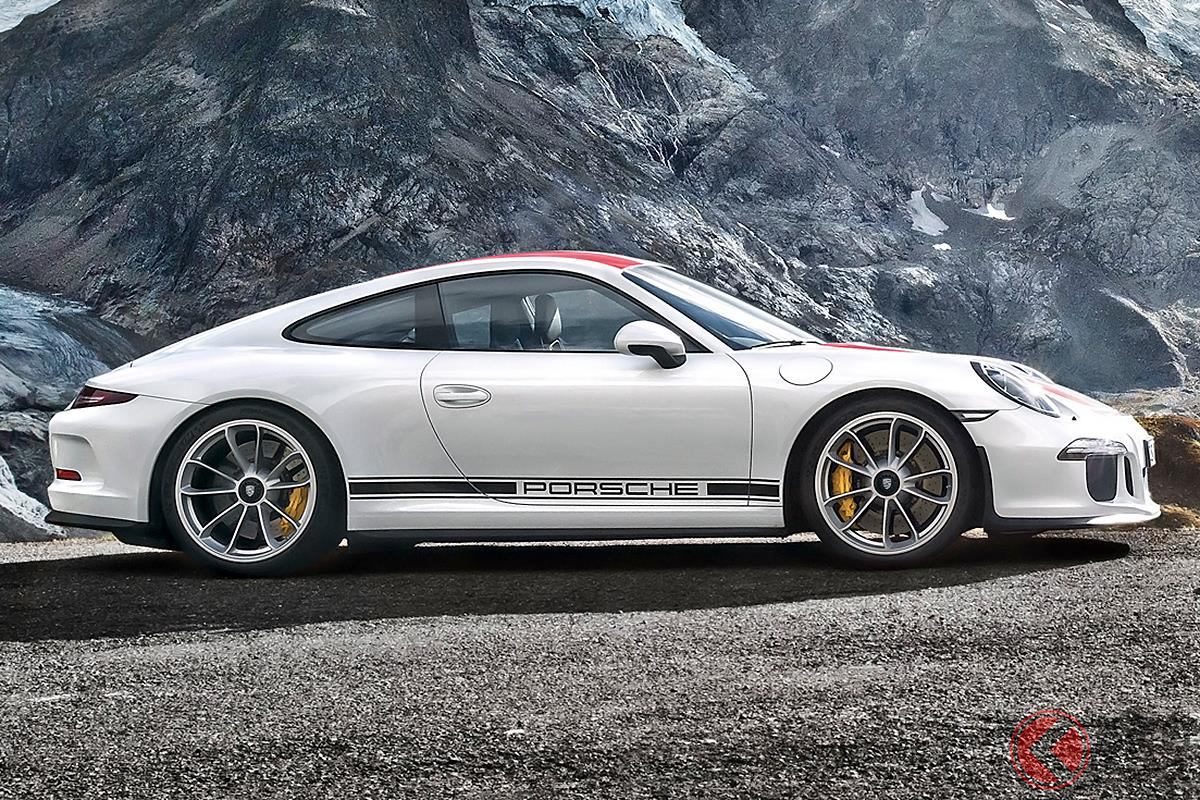 「GT3RS」をベースに50kgもの軽量化がおこなわれたストイックなモデルの「911R」