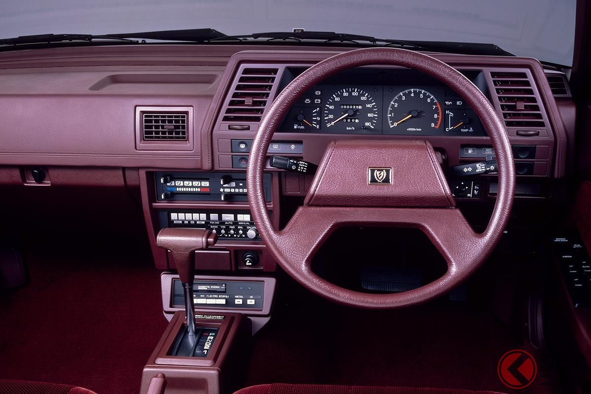 内外装にこだわりが詰まっている 高級車を目指したコンパクトな車5選 くるまのニュース 内外装にこだわりが詰まっている 高級車を目指したコンパクトな車5選 くるまのニュース