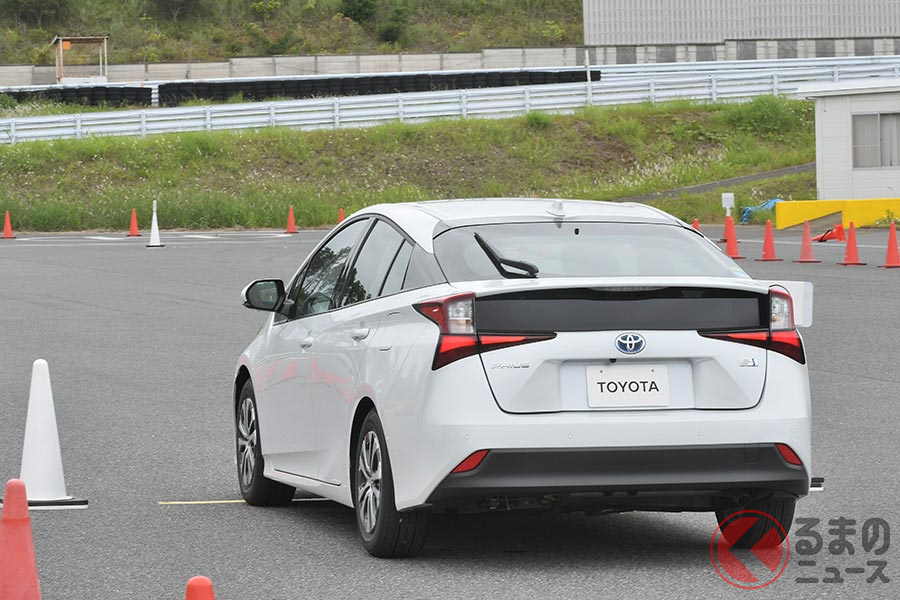 ペダル踏み間違い事故9割減もあり得る? トヨタの防止システムが画期的