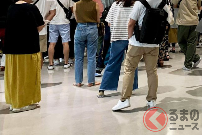 朝イチで交付に7時間 手続き再開も大混雑の免許更新 3密 に 延長の 再延長 制度も くるまのニュース 朝イチで交付に7時間 手続き再開も大混雑の免許更新 3密 に 延長の 再延長 制度も くるまのニュース