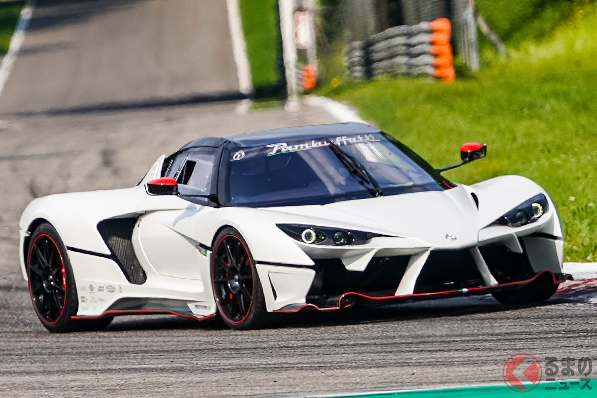 モンツァ サーキットのホットラップで走行する「Pambuffetti(パンブフェッティ)PJ-01」