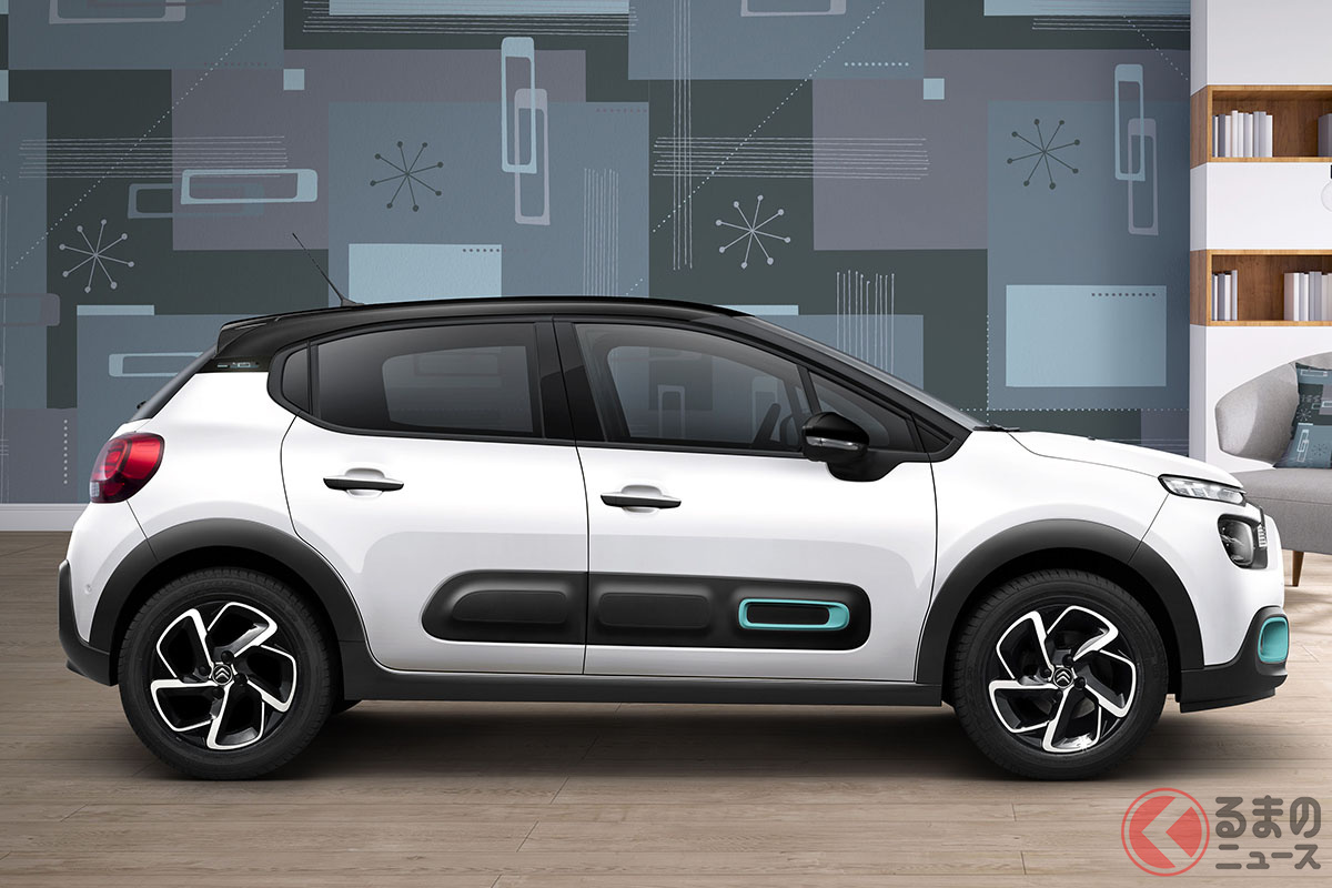 シトロエン「C3」にはかつてのサイドモールのようなものが採用されている