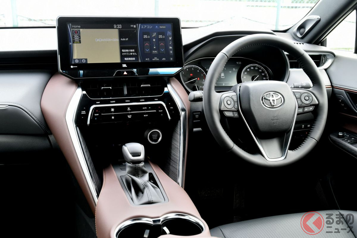 高級感のある内装のトヨタ「ハリアー」
