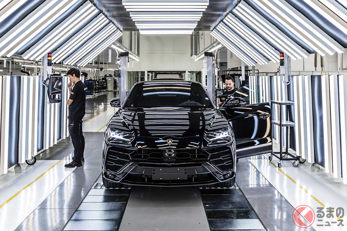 アウトモビリ・ランボルギーニ「ウルス」ライトトンネル