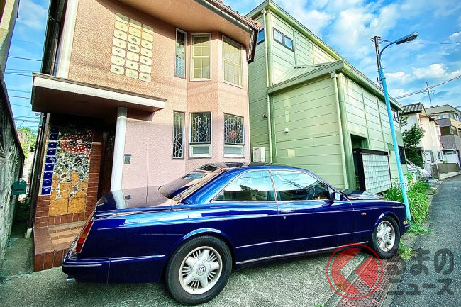 自宅の駐車場から はみ出す のはダメ タイヤ1個分なら良い 線引きはどうなっている くるまのニュース 自宅の駐車場から はみ出す のはダメ タイヤ1個分なら良い 線引きはどうなっている くるまのニュース