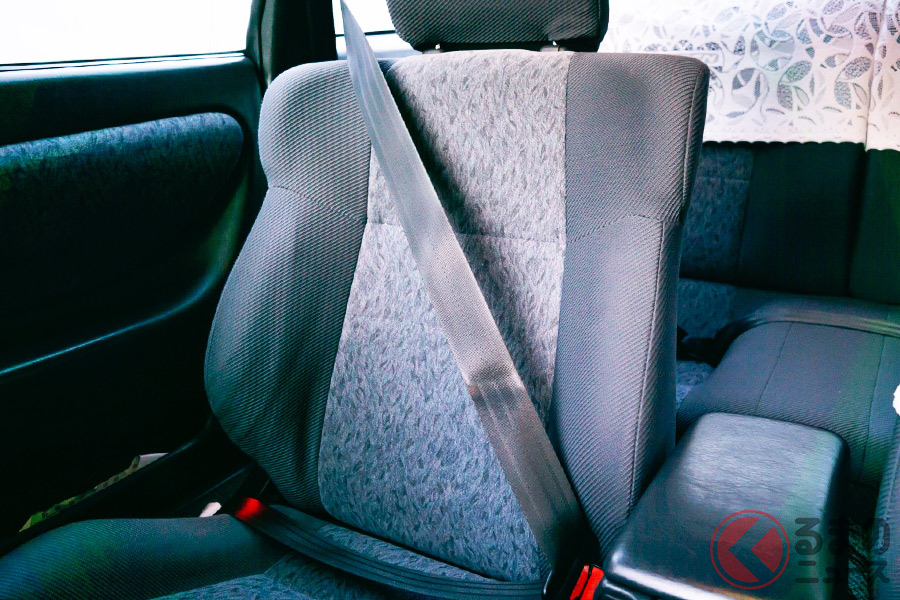 シートベルトの拘束力が正しく発揮されれば、車外へ放出されることはまずないといわれる