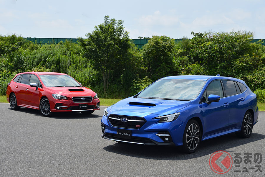 左:初代レヴォーグ/右:新型レヴォーグ