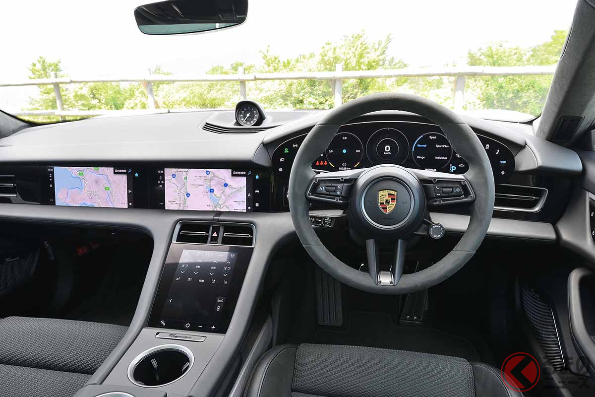 ポルシェ「タイカンターボS」のインパネ