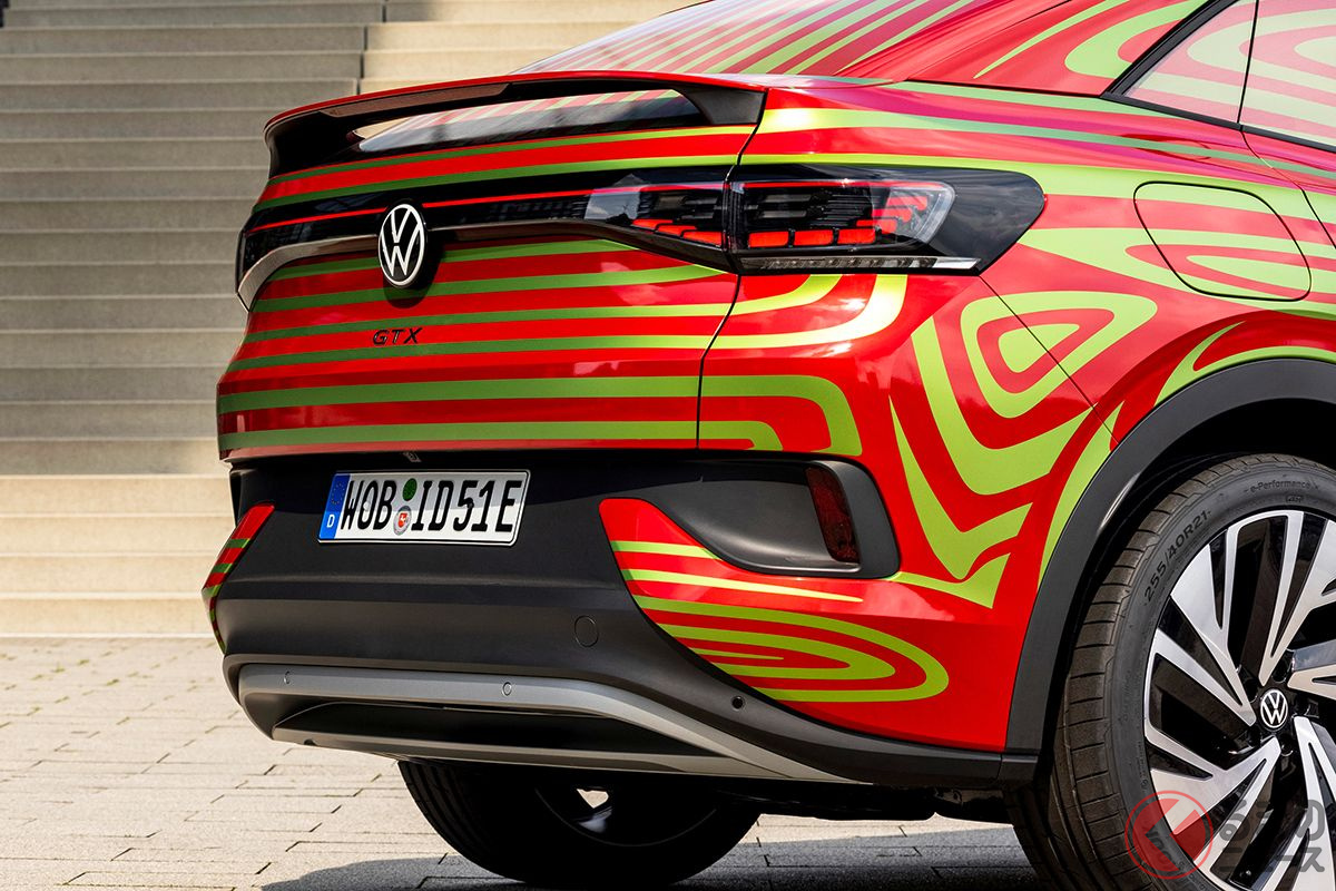 フォルクスワーゲンの電動クーペSUV「ID.5 GTX」。9月のIAAミュンヘンモーターショーで世界初公開される