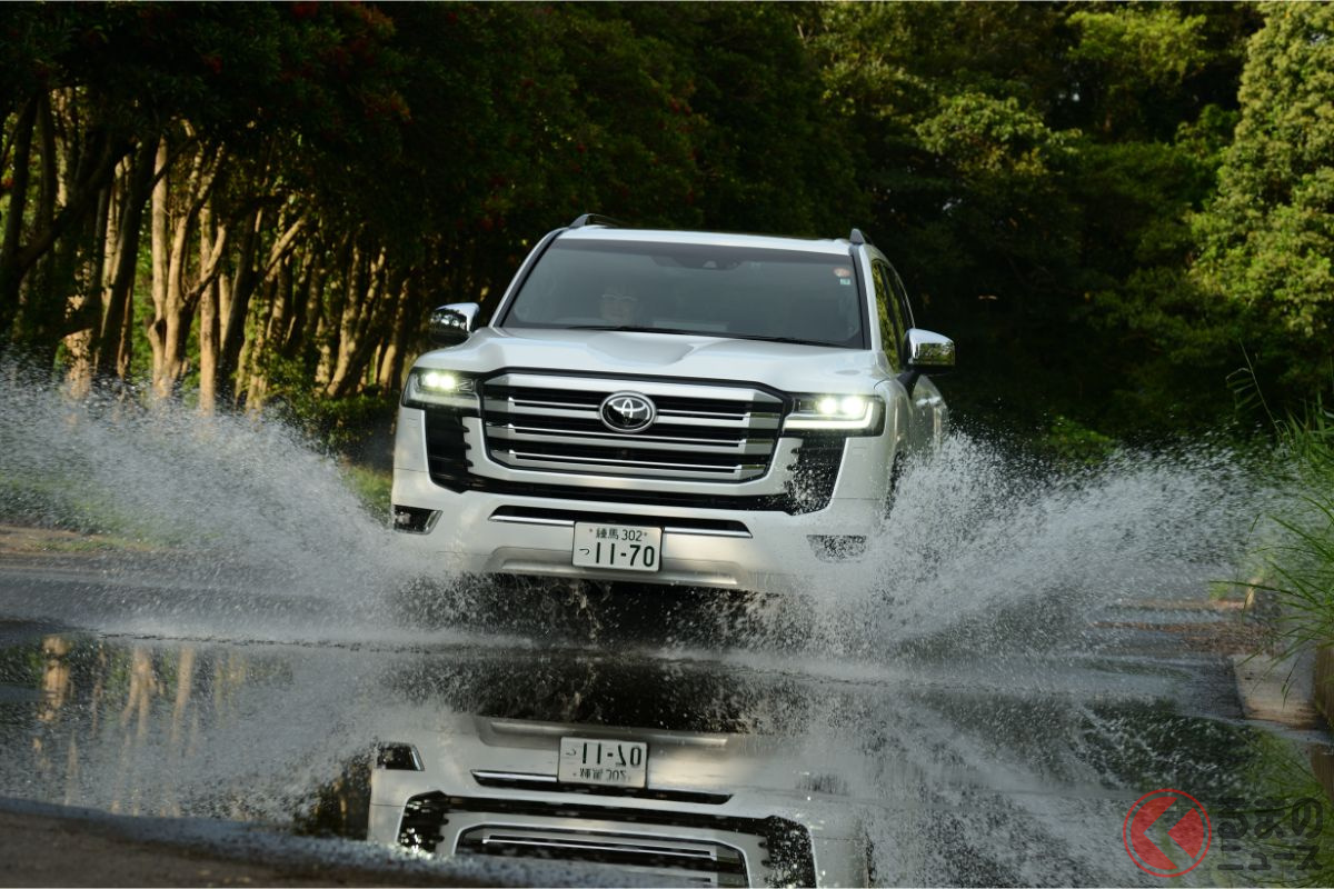 日本市場で最大のライバルと考えられるトヨタ「ランドクルーザー300」だが、現在は新規受注停止中…となるとパトロールにチャンスはあるか