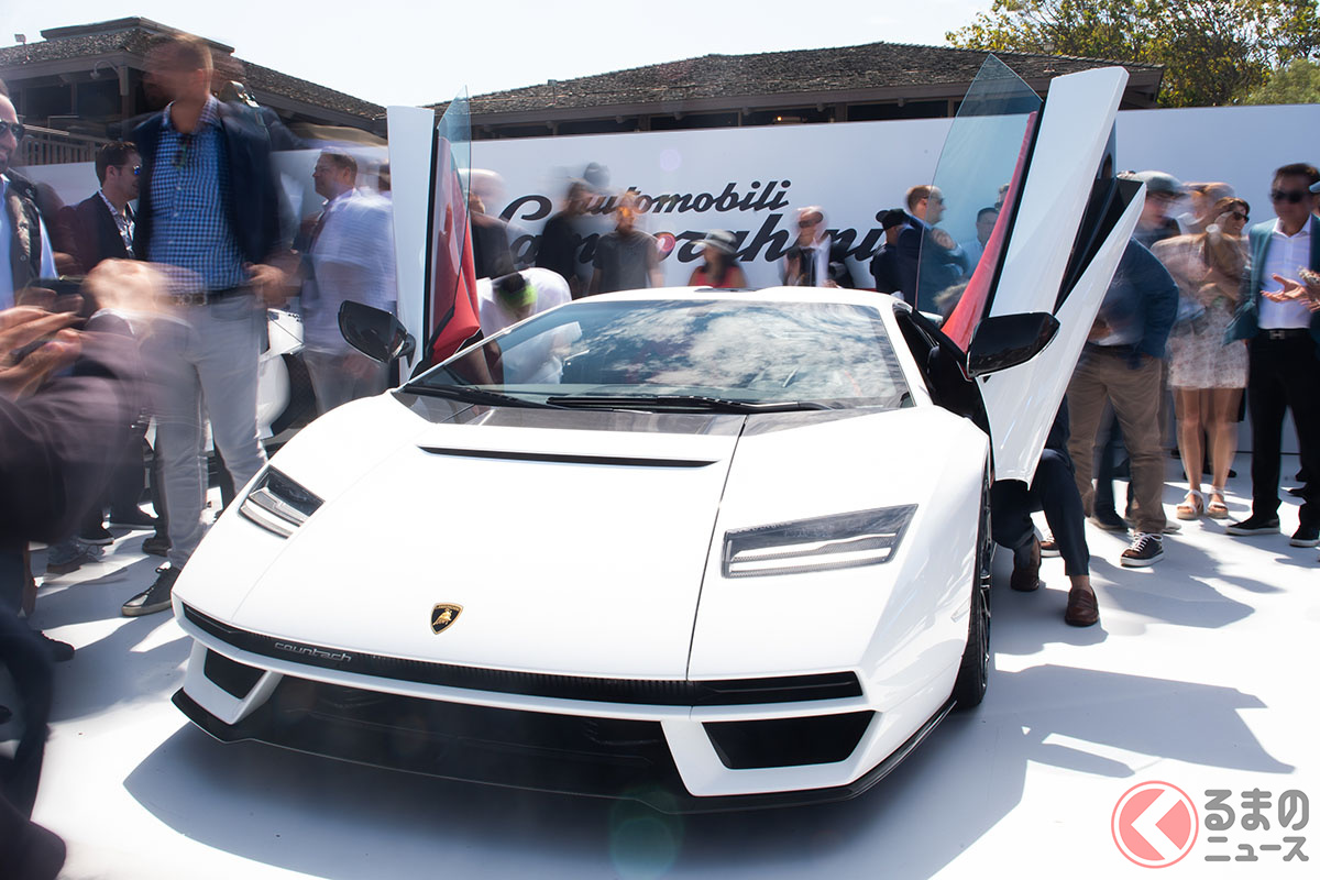 アンヴェールされた「カウンタックLPI800-4」