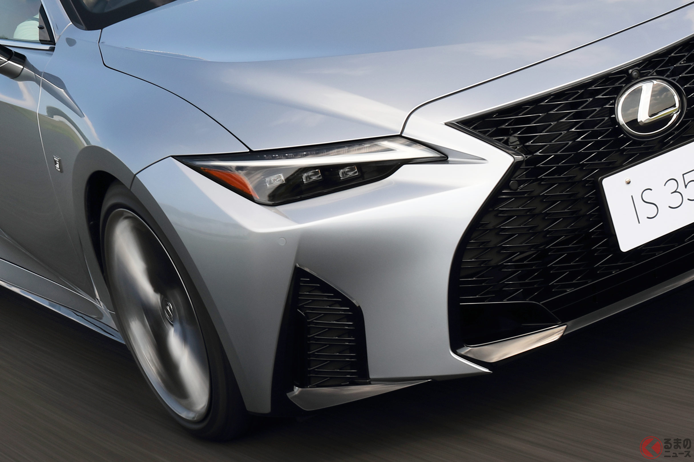 新型ISは従来モデルからどのような進化を遂げたのでしょうか