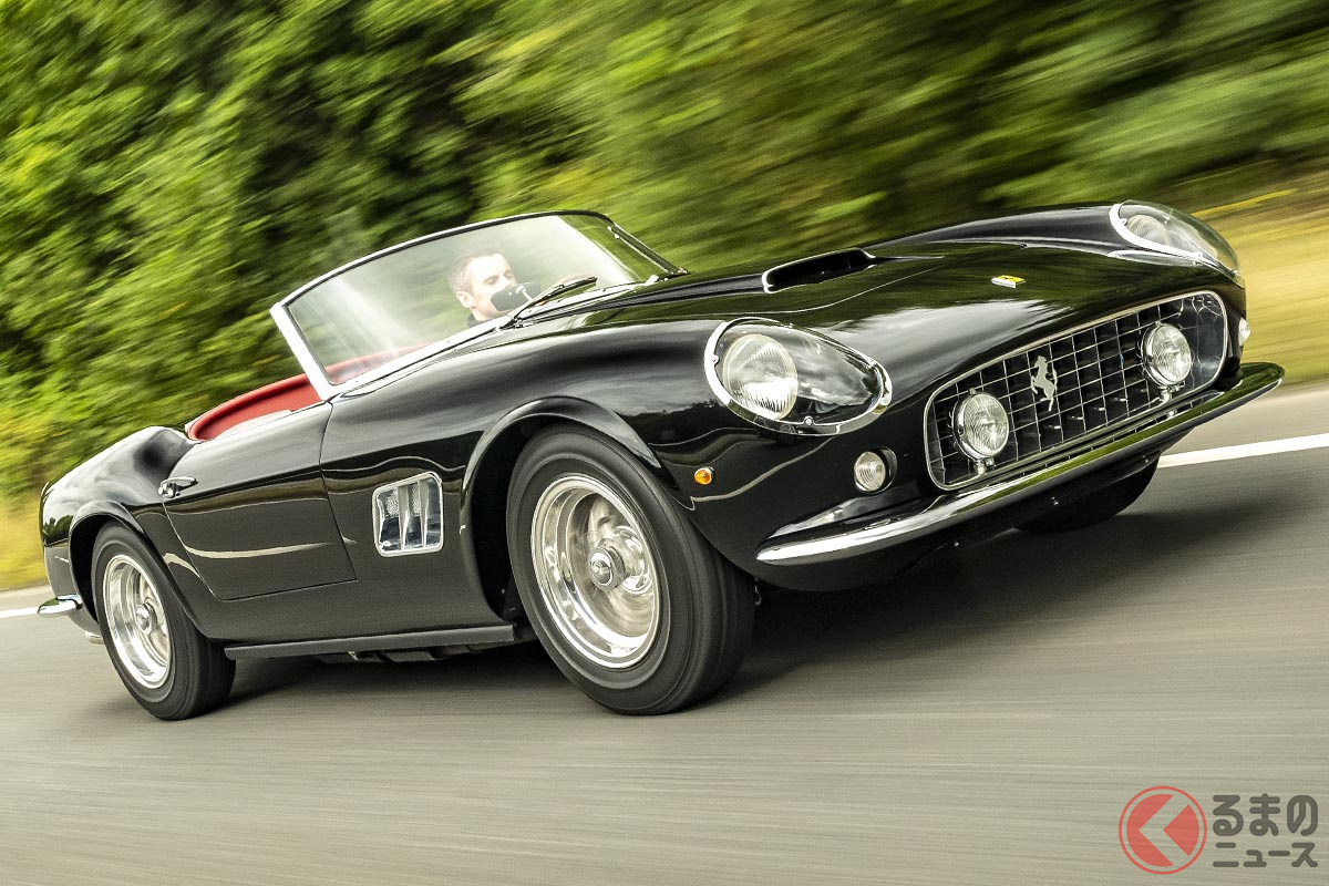 1500時間以上かけて手作業で仕上げられる外装は、リバイバルとはいえ本物に引けを取らないクオリティだ