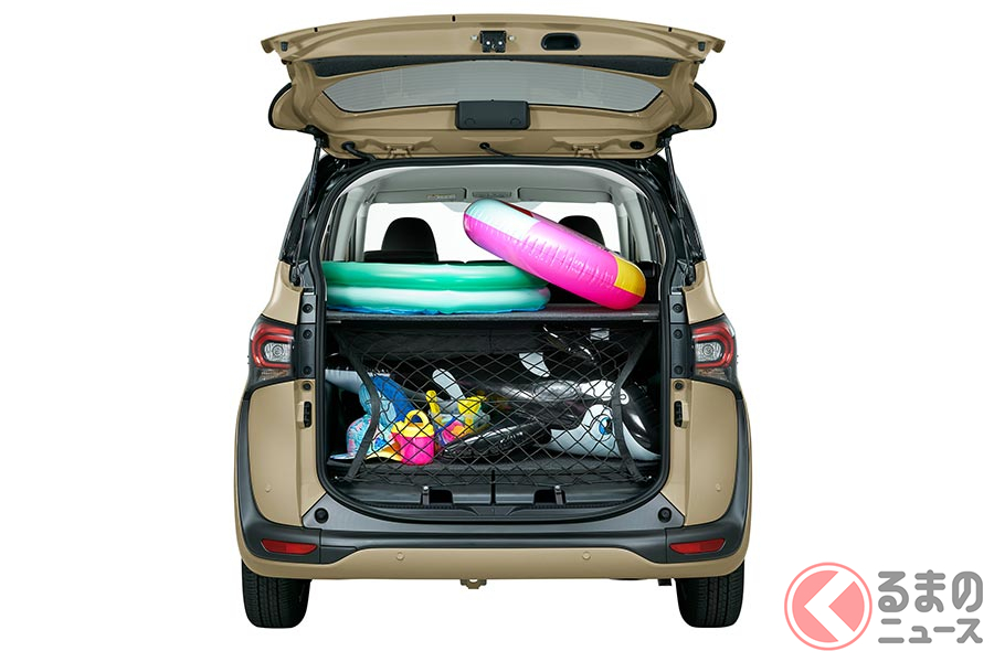 トヨタ「シエンタ」の2列シート車。登場当時はアウトドアやレジャー需要などにより注目を集めた。